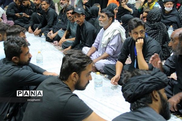 راه اندازی موکب شهدای فاطمیون در ورودی شهر ماهان - کرمان