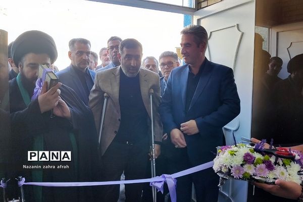 افتتاحیه استخر غدیر رودهن در هفته دولت