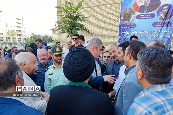 افتتاحیه استخر غدیر رودهن در هفته دولت