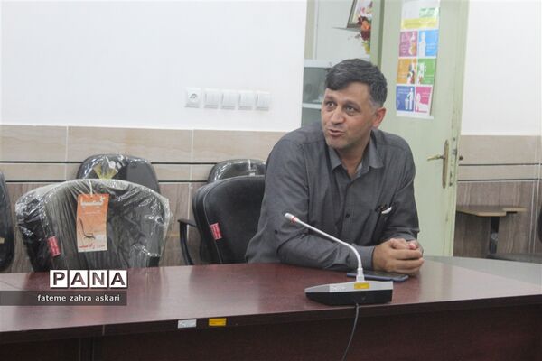 نشست خبری مدیر آموزش و پرورش گلوگاه با‌ اصحاب رسانه