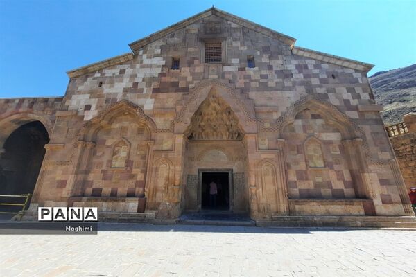کلیسا سنت استپانوس؛ جاذبه‌ای گردشگری در ایران زمین