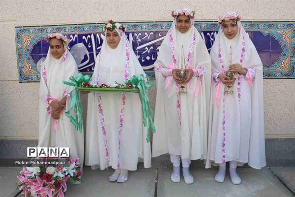 آیین افتتاح ۱۰۵ پروژه آموزشی در آذربایجان شرقی