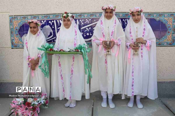 آیین افتتاح ۱۰۵ پروژه آموزشی در آذربایجان شرقی