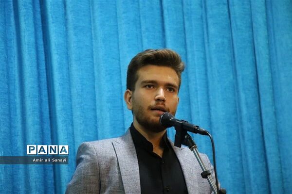 برگزاری نماز عبادی سیاسی جمعه در مصلی نماز جمعه شهرستان‌قرچک