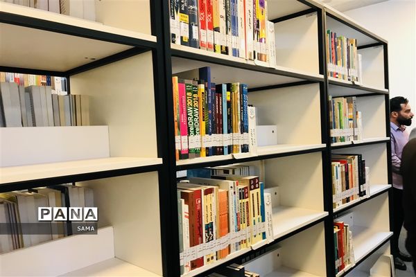 بهره‌برداری کتابخانه مرکزی خرم‌آباد