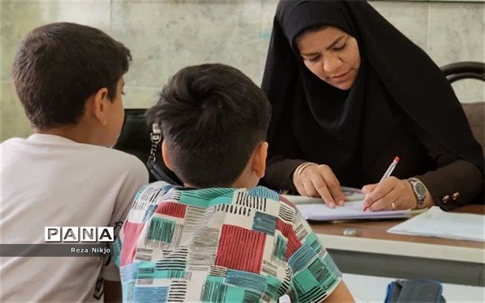 محور دوره‌های جهادی محرومیت‌زدایی دانش‌آموزان کم‌برخوردار است