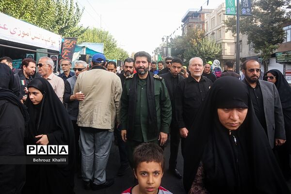 موکب دانش‌آموزی عشاق الحسین (ع) در پیاده‌روی جاماندگان اربعین حسینی-تهران