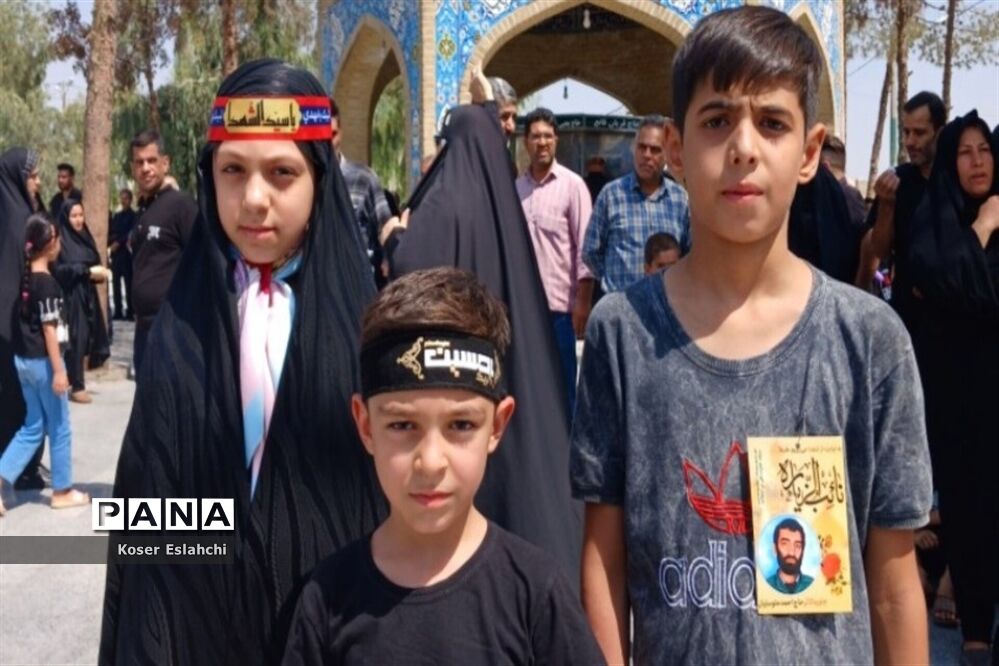 حضور پرشور کودکان و نوجوانان در راهپیمایی اربعین