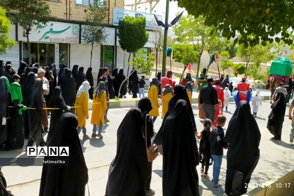 پیاده‌روی و عزاداری جاماندگان اربعین حسینی در شهرستان فیروزکوه