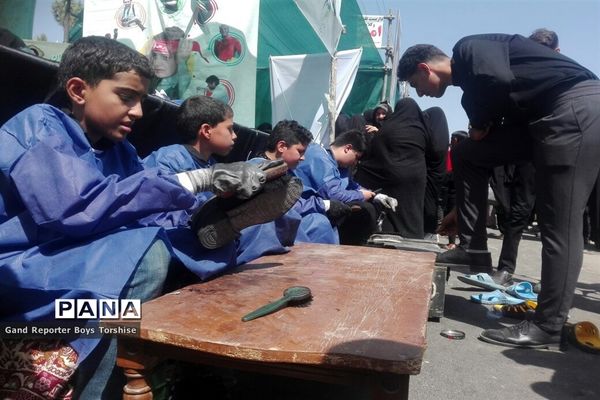 مراسم پیاده‌روی حرم تا حرم در کاشمر