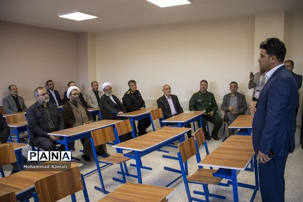افتتاح دبستان مشارکتی برادران طالبی شهر محلات