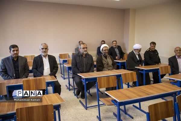 افتتاح دبستان مشارکتی برادران طالبی شهر محلات