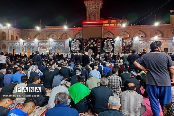 حضور پرشور عاشقان در مرقد امام‌ کاظم(ع) و امام‌ جواد(ع)