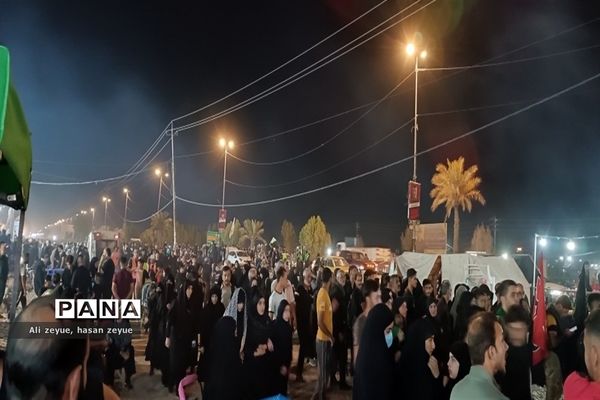 پیاده‌روی زائران اربعین حسینی در مسیر عاشقی