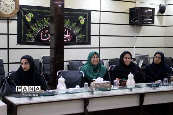 نشست شورای موسسان کودکستان‌های آموزش و پرورش استان بوشهر