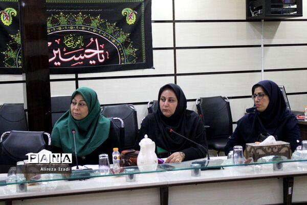نشست شورای موسسان کودکستان‌های آموزش و پرورش استان بوشهر