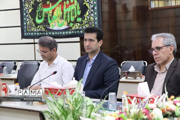 جلسه ستاد شاهد آموزش و پرورش استان بوشهر
