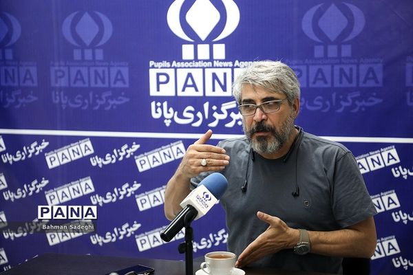 حضور امیر غفارمنش در خبرگزاری پانا