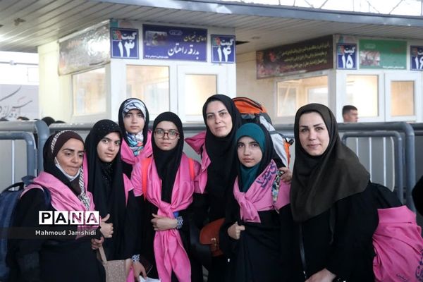 کاروان دانش‌آموزی پیاده‌روی اربعین استان مرکزی