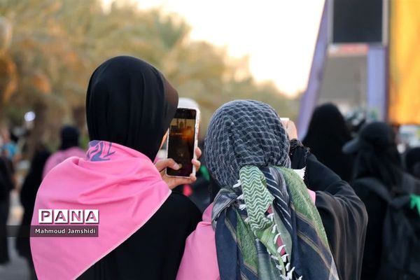 کاروان دانش‌آموزی پیاده‌روی اربعین استان مرکزی