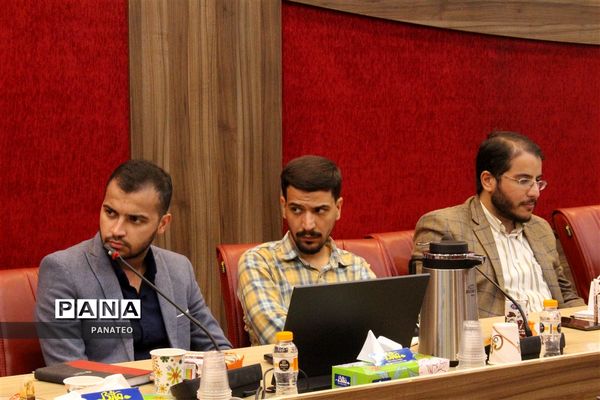 نشست هم‌اندیشی مسئولان امورتربیتی مناطق ۲۱ گانه شهرستان‌های تهران