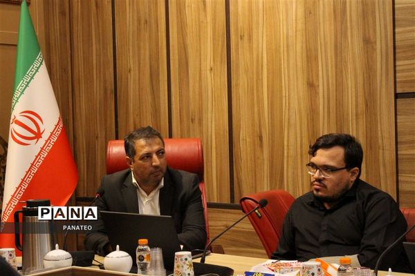 نشست هم‌اندیشی مسئولان امورتربیتی مناطق ۲۱ گانه شهرستان‌های تهران