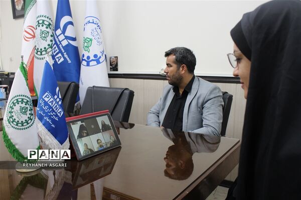 نشست مجازی رابطان خبرگزاری پانا شهرستان‌های تهران با محوریت تشریح طرح «هر مدرسه یک خبرنگار»