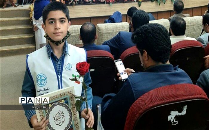 کسب رتبه دوم استانی سخنوری توسط دانش‌آموز پاکدشتی/فیلم