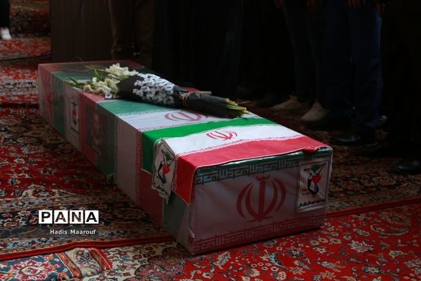 مراسم تشییع شهید مدافع حرم نسیم‌شهری