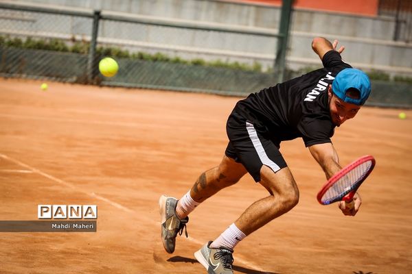 بازدید مسئولان ورزش کشور از اردوی تیم ملی تنیس