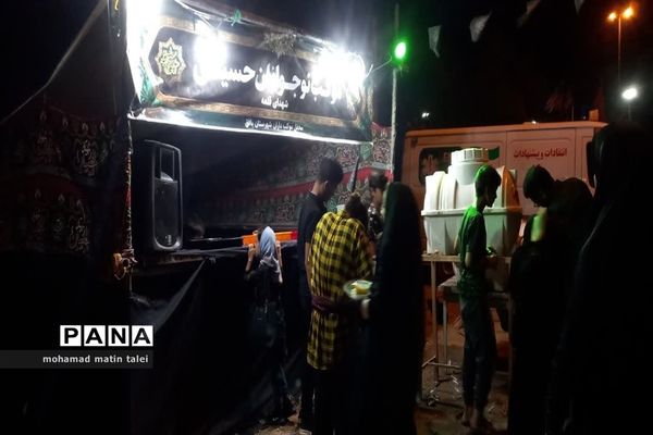 پذیرایی موکب‌ها از زوار اربعین حسینی در بافق