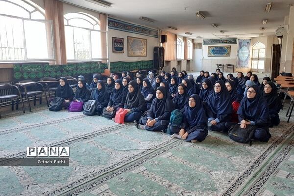 اختتامیه پایگاه تابستانی دبیرستان هیات امنایی فیض کاشانی منطقه ۱۴