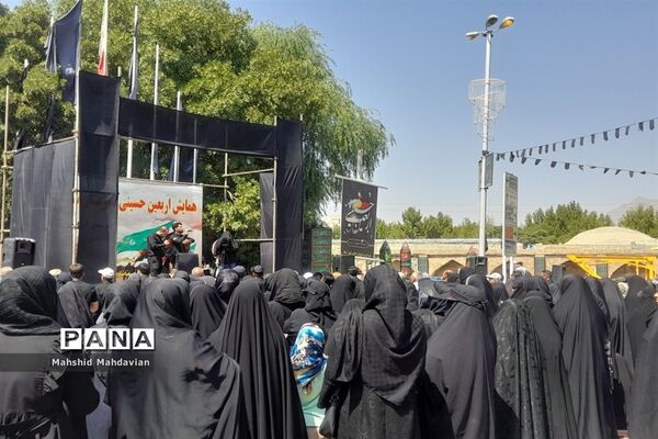 همایش اربعین حسینی در شهرستان شازند