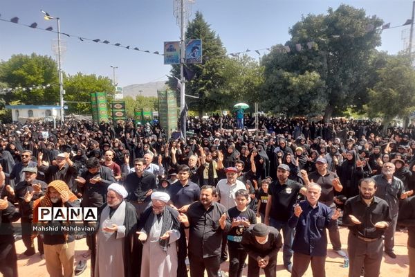 همایش اربعین حسینی در شهرستان شازند
