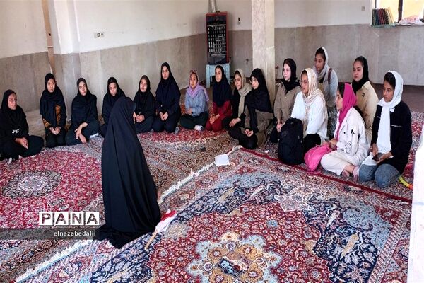 برگزاری اردوی یک‌روزه دانش‌آموزان دختر در اردوگاه نور شهرستان فیروزکوه
