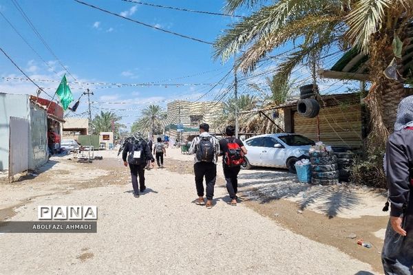 حال و هوای حرم ائمه معصومین در راهپیمایی اربعین