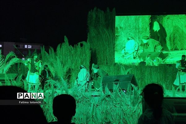 نمایش بزرگ "برفرازهستی" کاری از گروه فرهنگی و هنری مهتاب