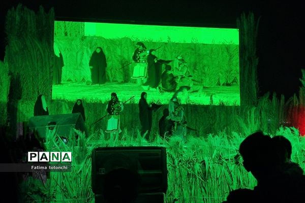 نمایش بزرگ "برفرازهستی" کاری از گروه فرهنگی و هنری مهتاب