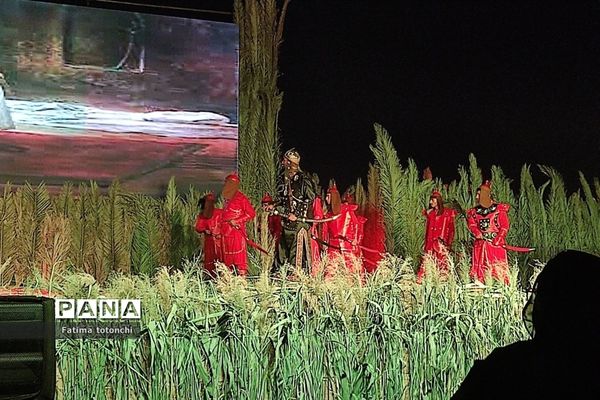 نمایش بزرگ "برفرازهستی" کاری از گروه فرهنگی و هنری مهتاب