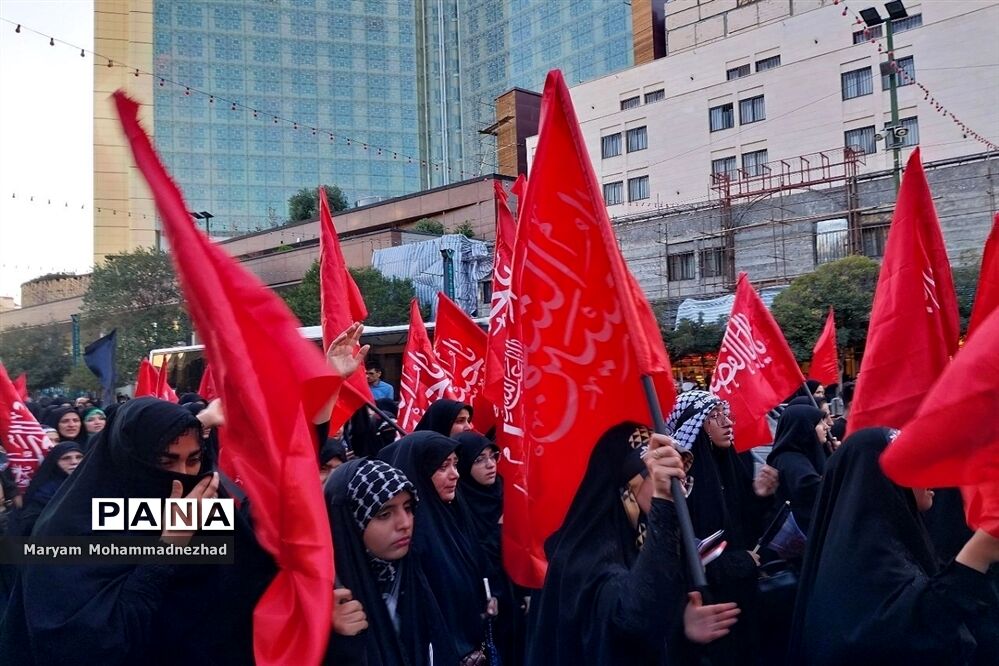 اجتماع بزرگ دلدادگان‌ حسینی