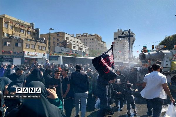 اجتماع بزرگ دلدادگان‌ حسینی