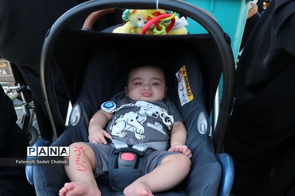 حال و هوای کودکان در راهپیمایی جاماندگان اربعین