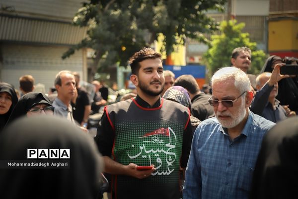 موکب عشاق الحسین در مسیر جاماندگان اربعین