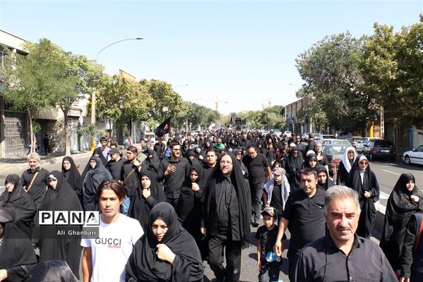 مراسم پیاده‌روی جاماندگان اربعین حسینی تبریز