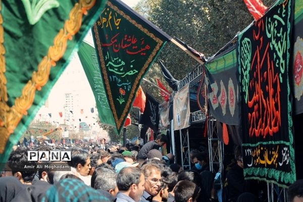 جاماندگان اربعین در پناه رضا(ع)