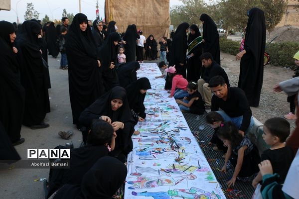 پیاده‌روی مردم قم در اربعین حسینی(ع)