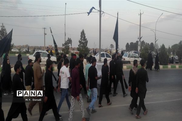 حال و هوای موکب های اربعین در پیاده‌روی زائران جمکران