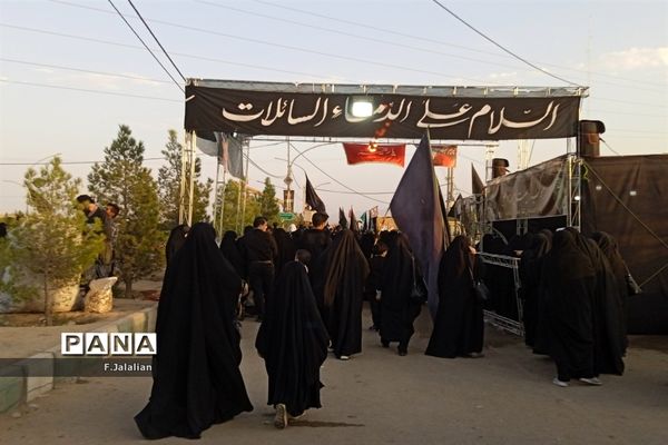 حال و هوای موکب های اربعین در پیاده‌روی زائران جمکران