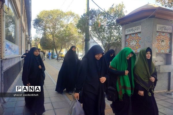 پیاده‌روی جاماندگان اربعین حسینی هیات دخترانه مهدخت