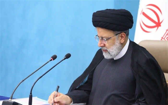 آیت الله رئیسی درگذشت فرزند سیم‌فروش را تسلیت گفت